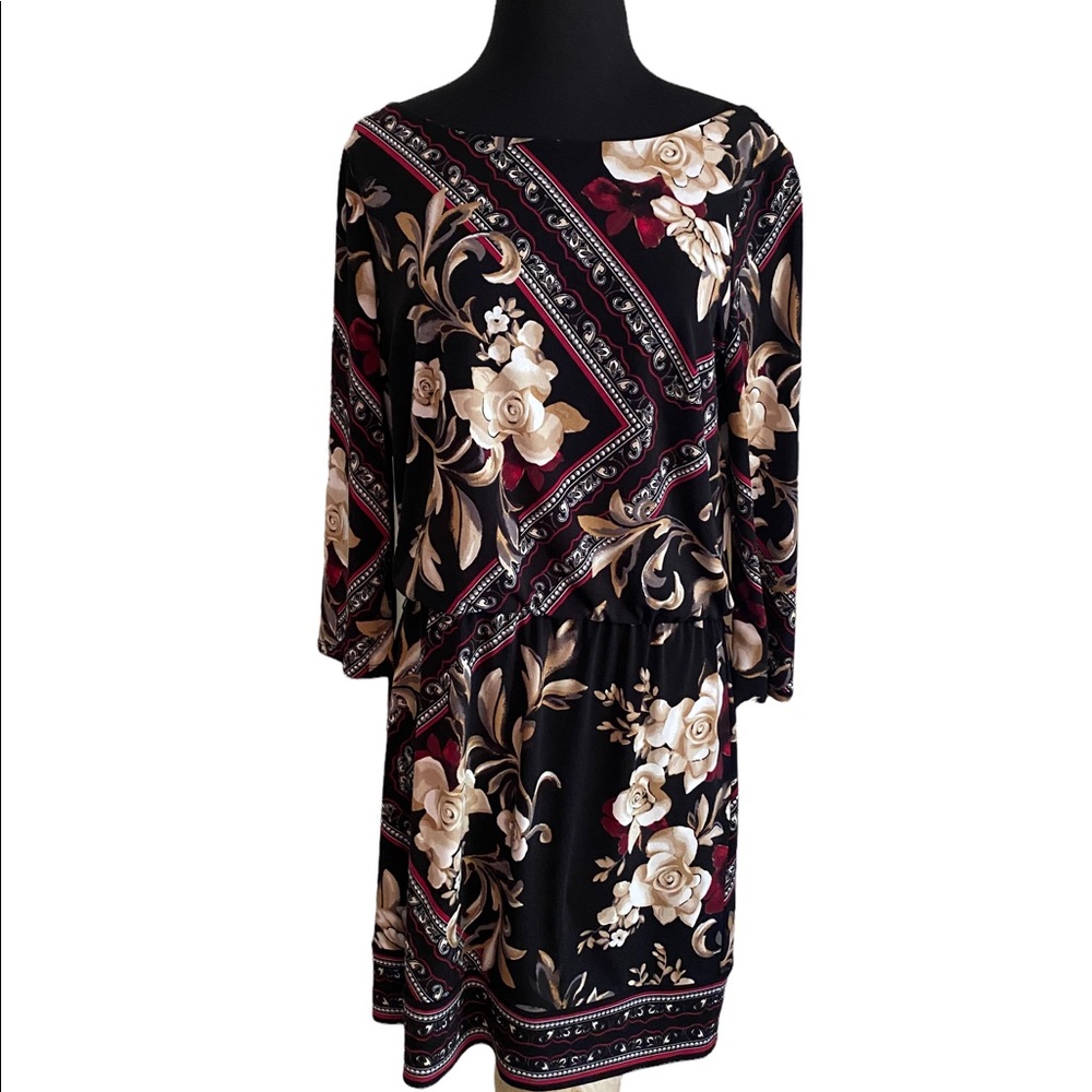 ***SOLD***White House Black Market Dress